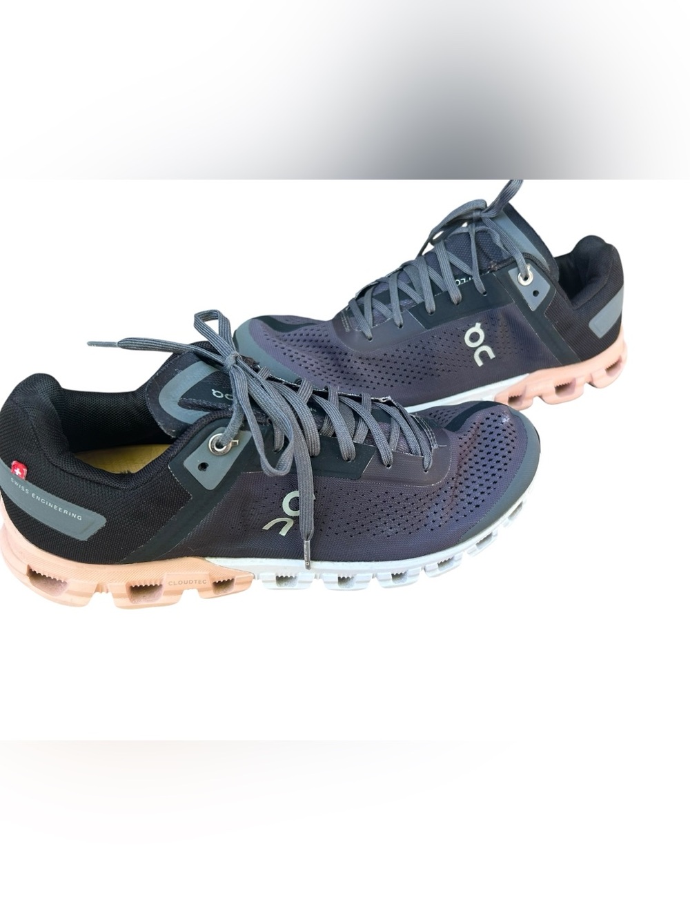 On Running Cloudflow Shoes Women’s Size 10